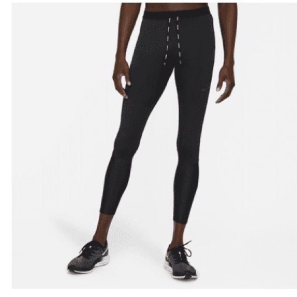 Nike Dri-FIT Swift Men’s Running Tights Black  with Pocket Detail